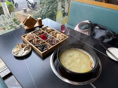 -野菌皇海景野生菌火锅(滨海大道店)