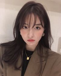 -东秀护肤造型
