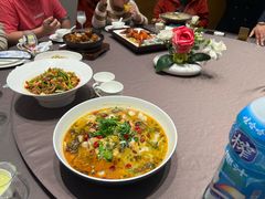 -香山湖家家宴(中山陵店)