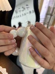 -芊屿芊浔美甲