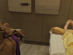 -颐而康·按摩·艾灸·足疗(汽车东站店)