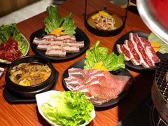 -山之屋炭火烧肉·生啤畅饮(大朗万科中央公园店)