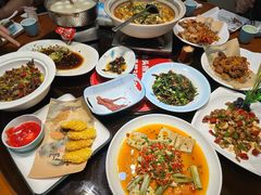 -魏铭鱼头捞饭(晋阳路店)