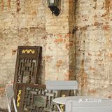 啡飲半醺，似苦若甘，以克苦淬煉著幸福的厚度。