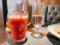 -卡普里披萨·牛扒·下午茶