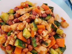 宫保鸡丁-东来菜馆•手抓海鲜家常菜•海鲜锅贴(鸽子窝店)
