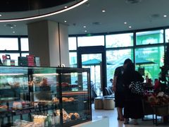 面包甜点陈列柜-星巴克臻选(深圳龙岗万科店)