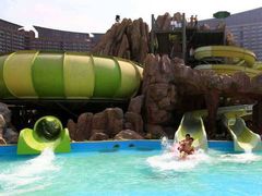 -平江亚马逊水上乐园