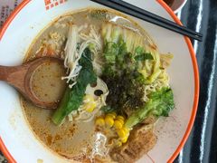 -麻小劲菌汤麻辣烫(体育西路店)