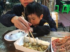 -六合夜市