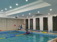 -乐悠游亲子游泳俱乐部