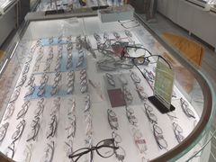 -精视达眼镜•专业儿童配镜中心(学府大道店)
