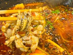 -鸿顺老铁锅美蛙鱼府(解放碑店)