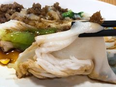 -三身人金新肠粉(丹霞店)