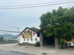 -李东农庄(中南百草园地标店)