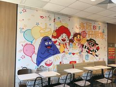 -麦当劳(杨林得来速店)