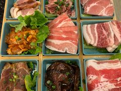 -烤路里·韩国品质自助烤肉(石路天虹4号店)