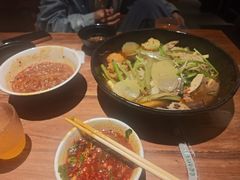 -万记麻辣烫国展总店