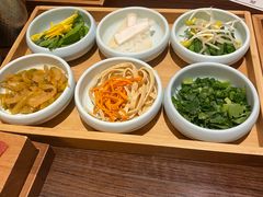 -银米·云南传统过桥米线(双廊黑金冠店)