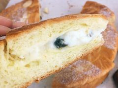 酸奶提子面包-好利来(红旗万达店)