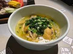 -穹六人间 people 6(岳阳路店)