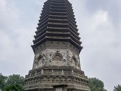 -玲珑塔公园