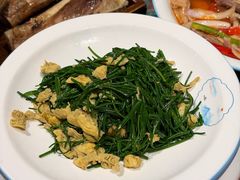 -乡村馕坑肉·烧烤·新疆菜·本地人更爱吃(阿勒泰首店)