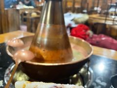 -果松木炭酸菜铜火锅·外婆参鸡汤