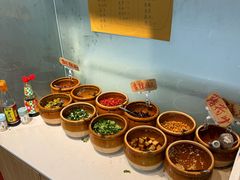 -窄巷口生烫牛肉米线(景云路店)