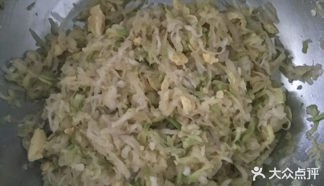 20191110001西葫白萝卜丝虾仁鸡蛋馅饺子煎吃菜谱