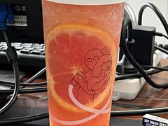 满杯西柚-喜茶(深圳万象前海店)