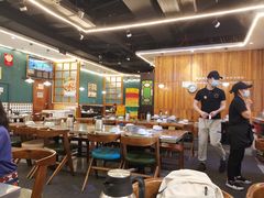 大堂-胡须佬鸡煲四季火锅店(石厦西村直营店)