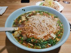 -味绝西面