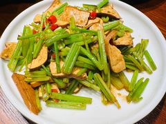 -唐师傅湘西名菜馆(武陵路店)