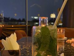 -时光吧·大堂吧·丽江和府洲际度假酒店