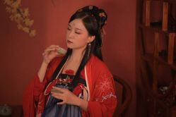 -汉仪华裳汉服馆(打浦桥店)