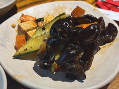 -老牌坊云南鱼豆花火锅(爱建店)