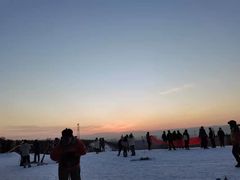 -采薇庄园四季滑雪场