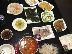 -唯爱KTV聚会餐厅(仙林东城汇店)