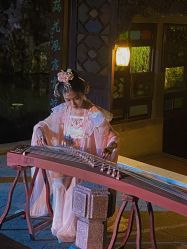 -一揽芳华汉服旗袍体验馆(拙政园店)