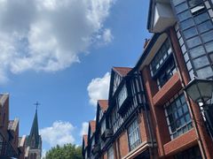 -钟书阁(松江泰晤士小镇店)