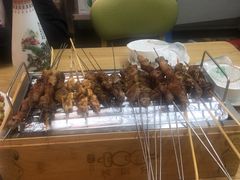 -烤满分·东北烧烤(首经贸店)