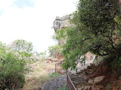 -鸡足山前檐崆峒山观音阁禅寺