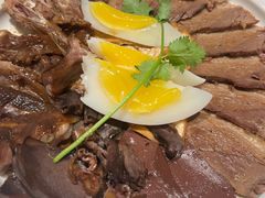 招牌卤狮头鹅七拼-潮界(虹桥新天地店)