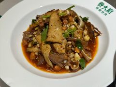 -费大厨辣椒炒肉(黄兴中心广场店)