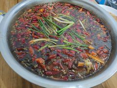 -乡土特色.冷锅鱼.牦牛肉汤锅