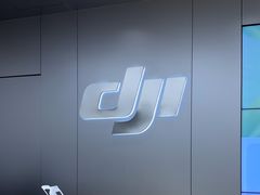 -DJI大疆(深圳华强北曼哈授权体验店)