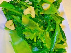 -兔行天下-鸿鹤鲜锅兔(中海国际店)