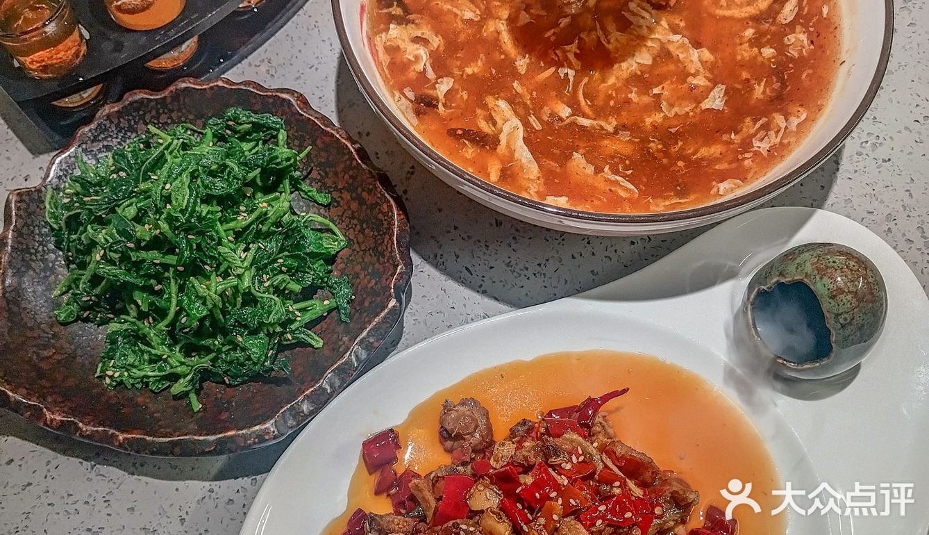 秦小酌美食如画，景色宜人！
