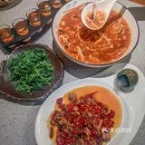 秦小酌美食如画，景色宜人！